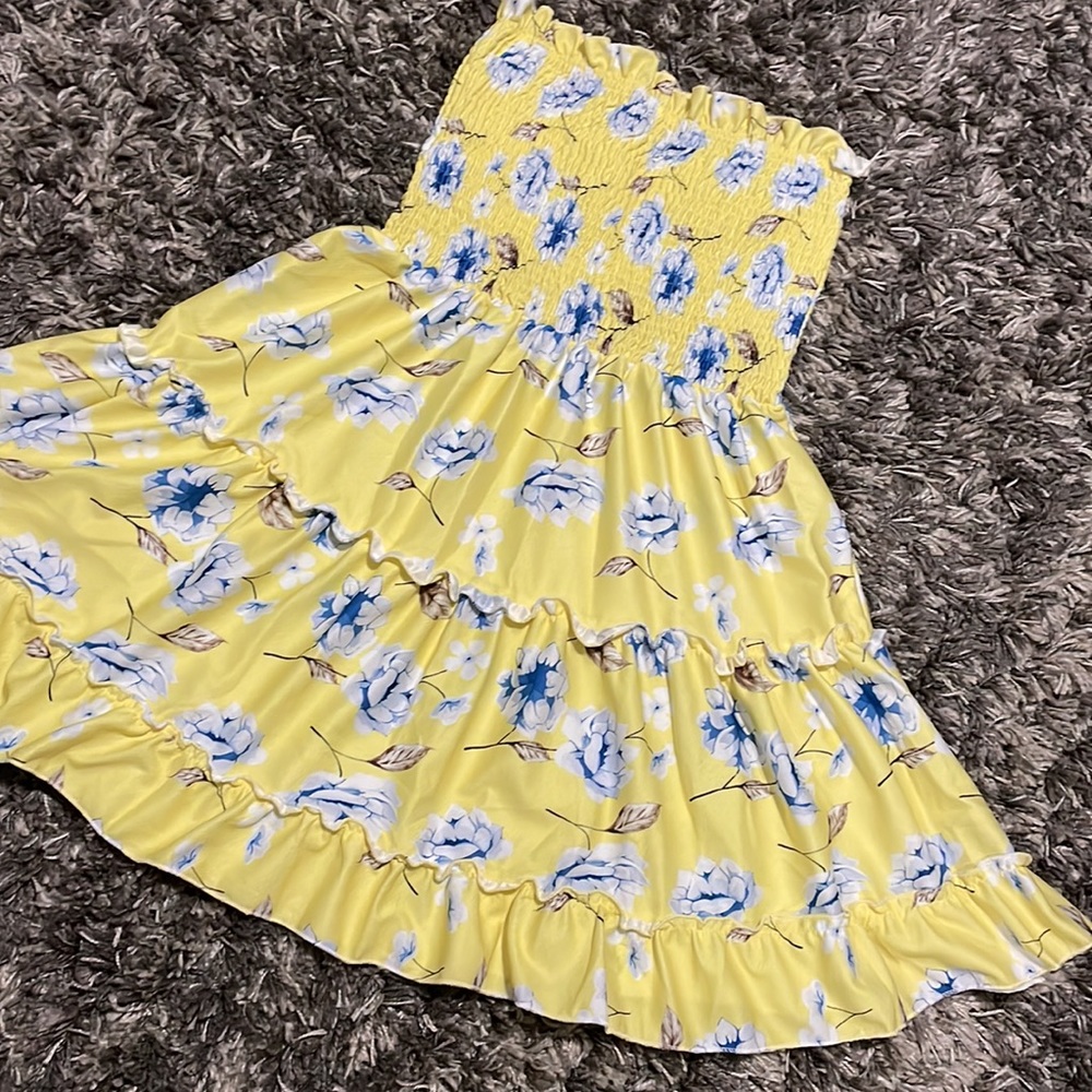 Yellow Floral Strapless Ruffled Dress - Picture 4 of 6